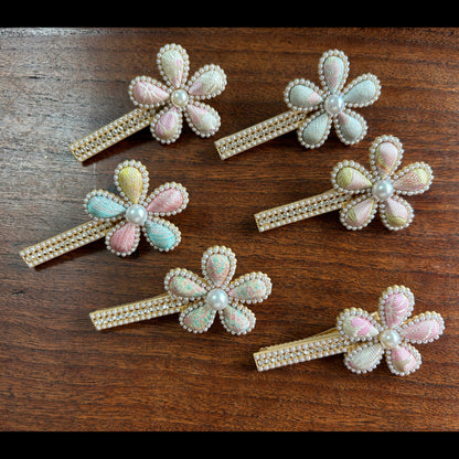 JOFAE Kyoto Kyoto Handmade Sakura Hair Clip from Blooming Luck Edition, featuring delicate cherry blossom design and intricate craftsmanship.