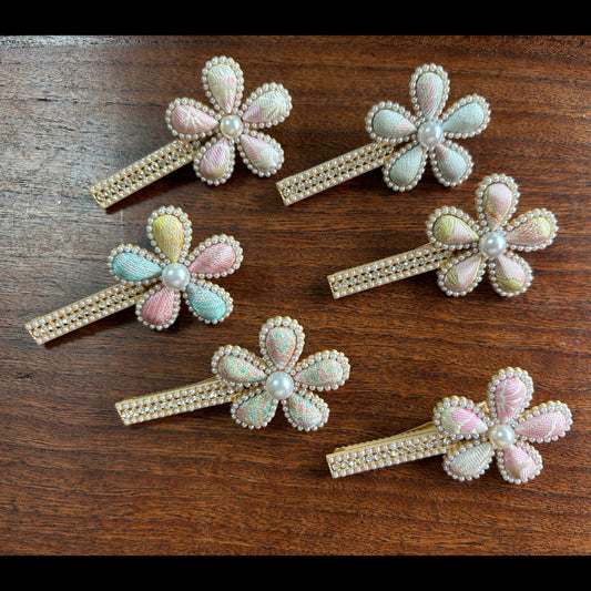 JOFAE Kyoto Kyoto Handmade Sakura Hair Clip from Blooming Luck Edition, featuring delicate cherry blossom design and intricate craftsmanship.