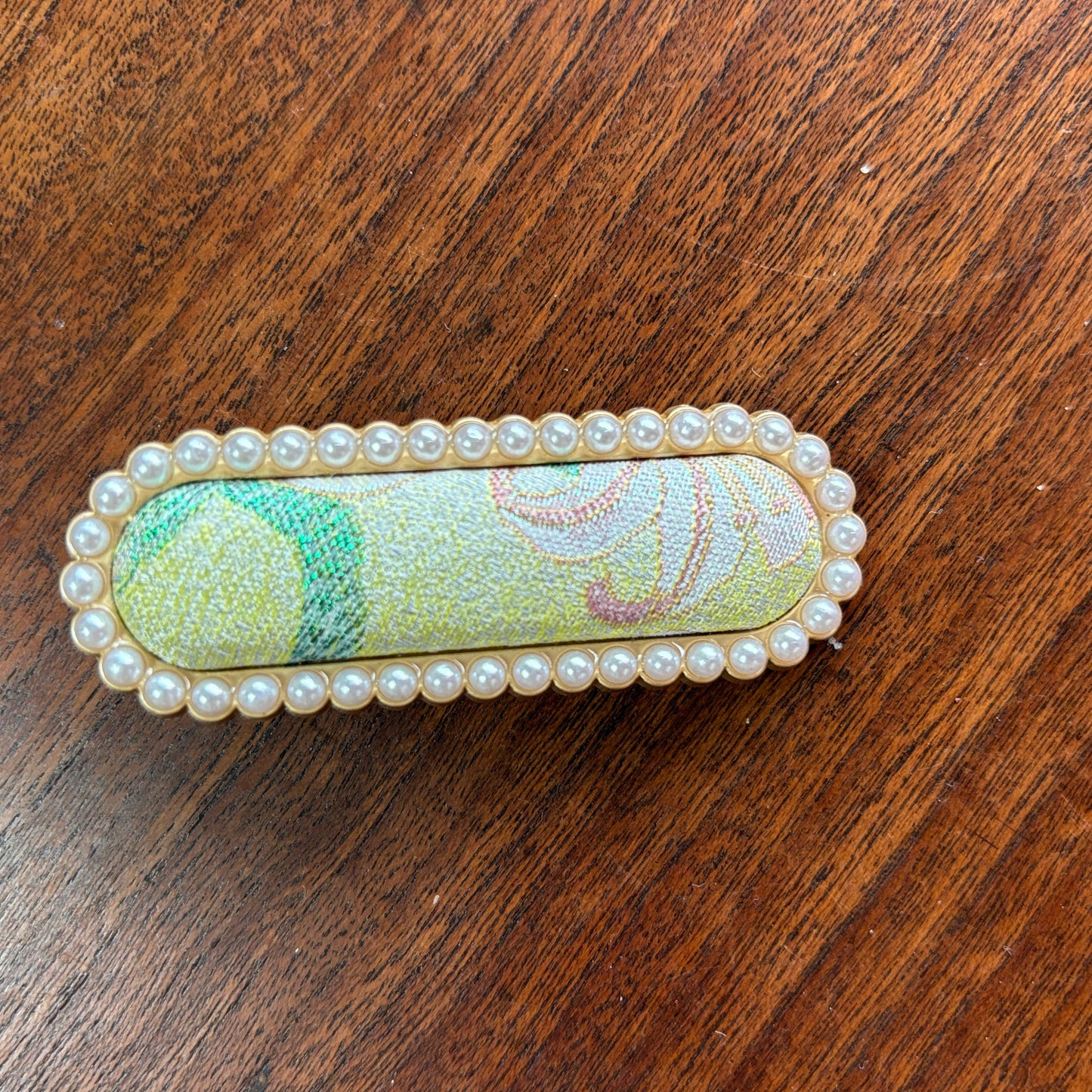 JOFAE Kyoto handmade brocade hair clip with bold pattern, decorative hair accessory for stylish hair styling.
