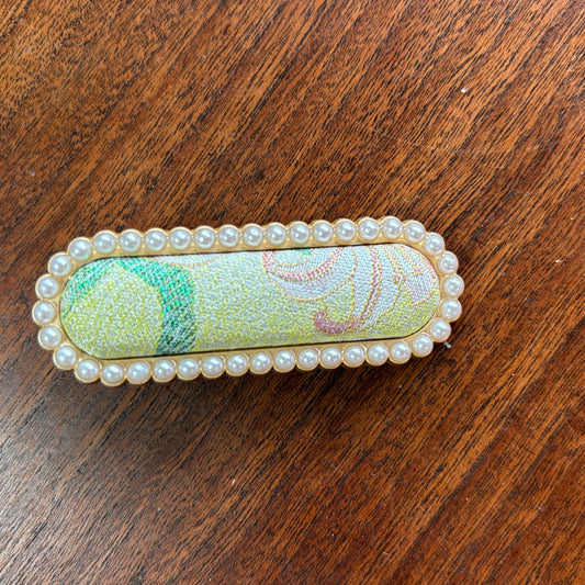 JOFAE Kyoto handmade brocade hair clip with bold pattern, decorative hair accessory for stylish hair styling.
