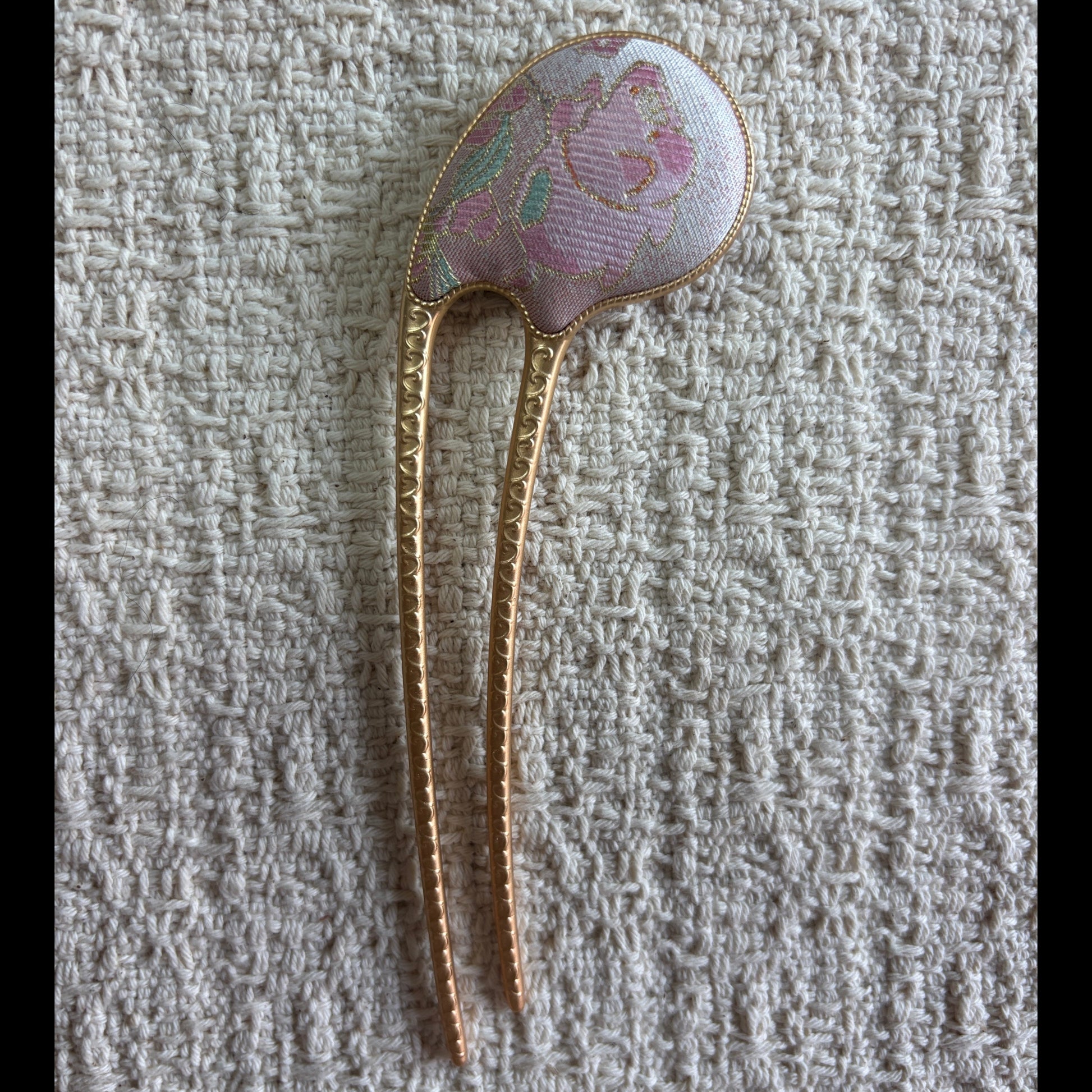 JOFAE Blossom Petal hair fork by Kyoto featuring an elegant brocade design with double-prong floral-inspired art accessory