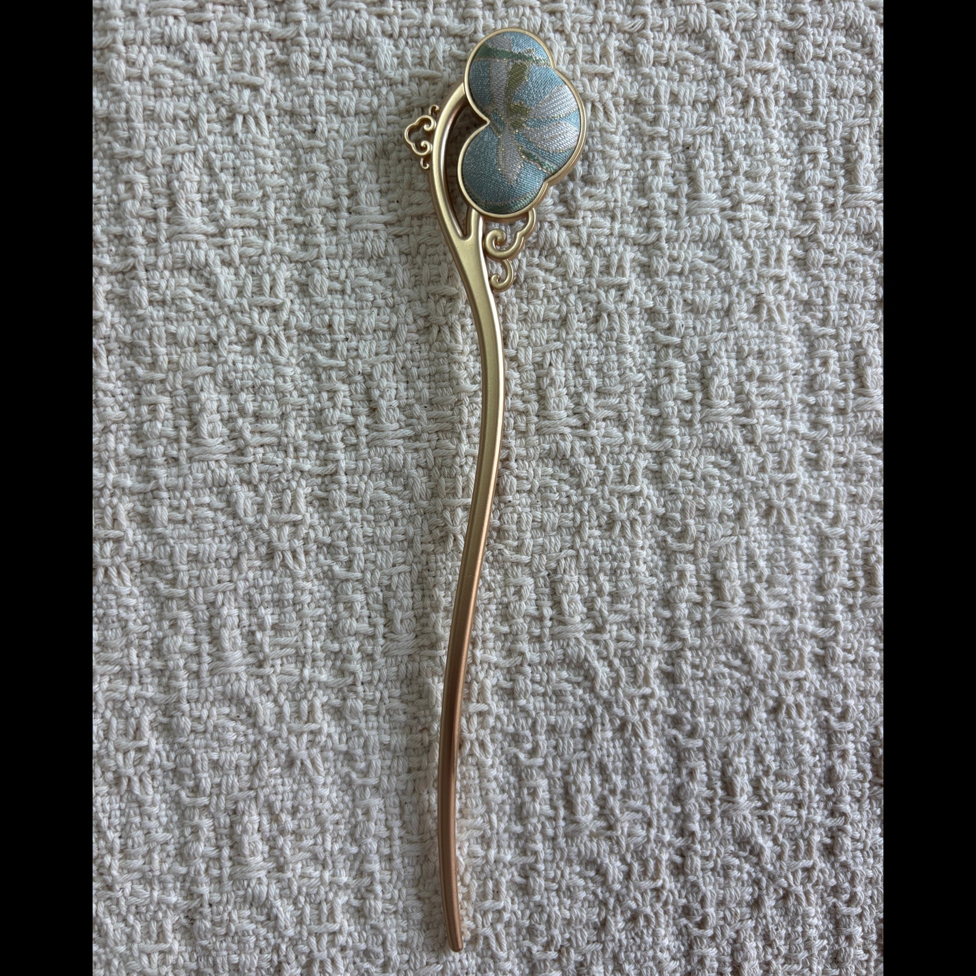 JOFAE Kyoto Azure Butterfly Hair Stick with elegant brocade butterfly design inspired by spring blossoms, perfect for hair adornment.