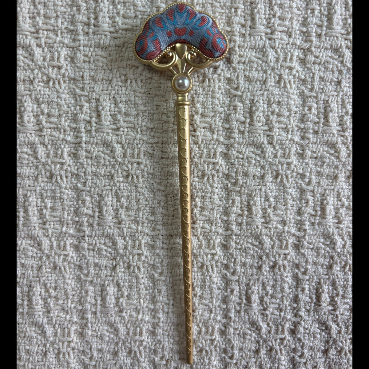 JOFAE Amber Butterfly Hair Stick – Elegant Brocade Hairpin Inspired by Art Nouveau and Oriental Butterfly Symbolism - JOFAE Kyoto
