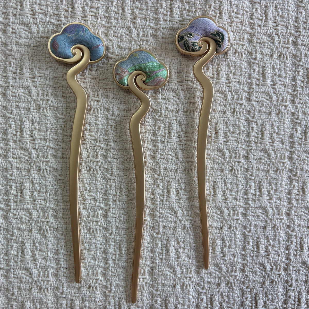 JOFAE Auspicious Cloud Hair Stick – Traditional Woven Brocade Hairpin Inspired by Ancient Eastern Art - JOFAE Kyoto