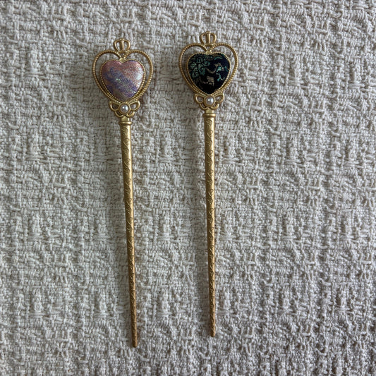 JOFAE Heart Brocade Hair Stick – Romantic Vintage Hairpin with Pearl Accent Inspired by Oriental Elegance - JOFAE Kyoto