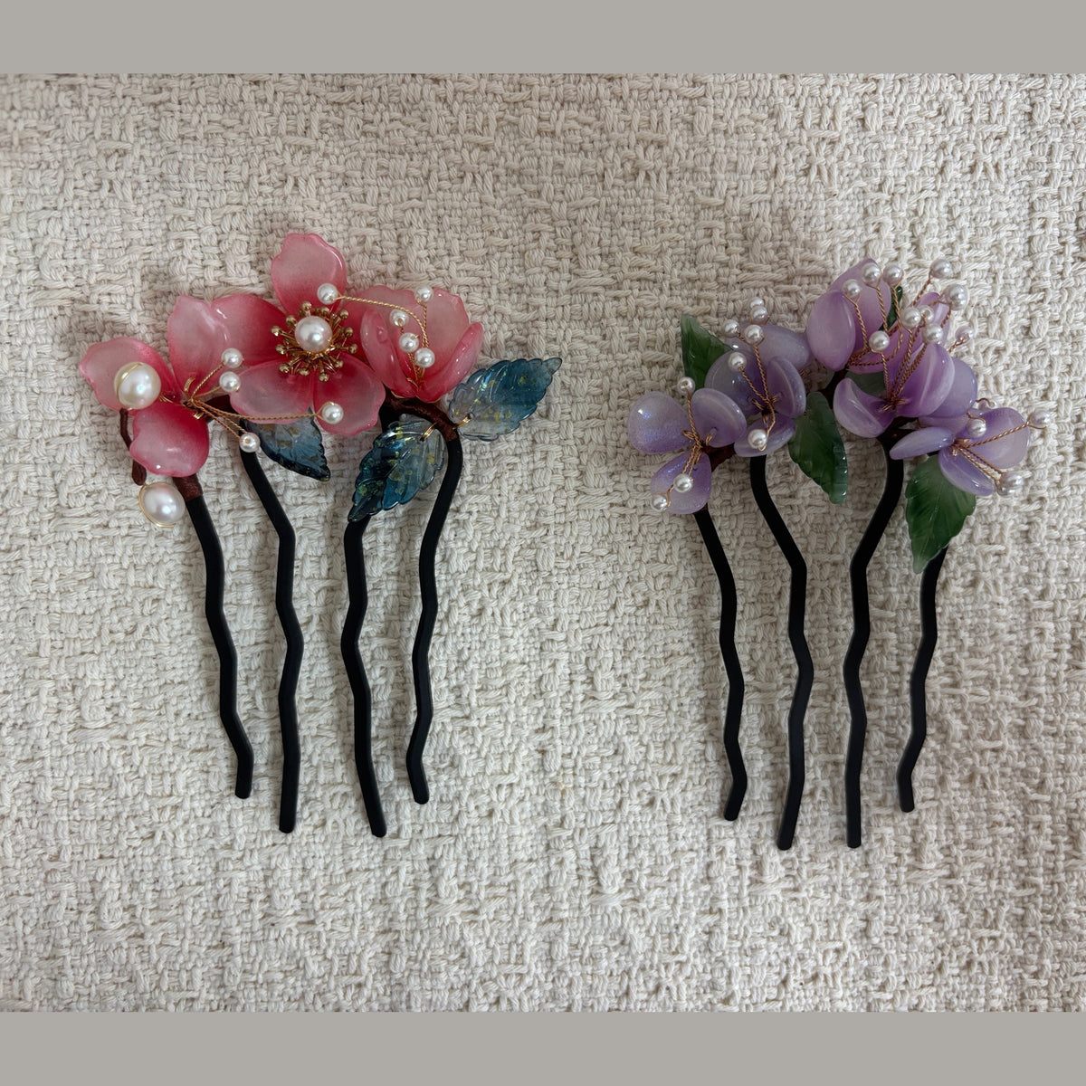 Liuli Glass Blossom Four-Prong Hair Comb by JOFAE Kyoto - design examples