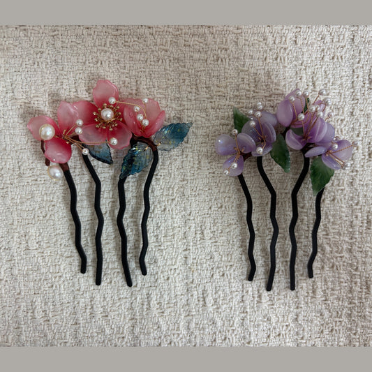 Liuli Glass Blossom Four-Prong Hair Comb by JOFAE Kyoto - design examples